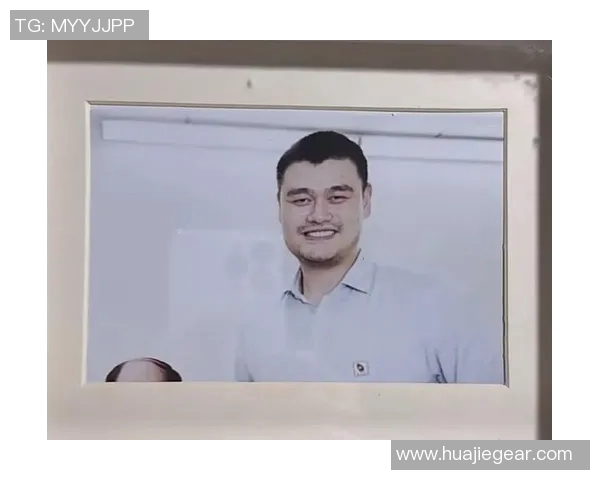 姚明奇葩吃饭背后的趣事与感悟让人捧腹大笑的用餐经历分享