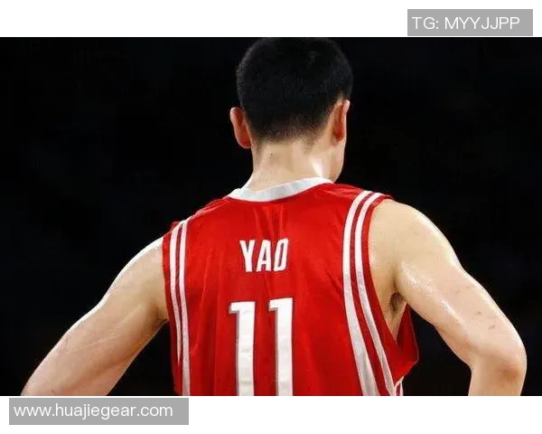 姚明回顾2009年篮球生涯的重要时刻与个人成长的深刻体会 姚明回顾2009年篮球生涯的重要时刻与个人成长的深刻体会