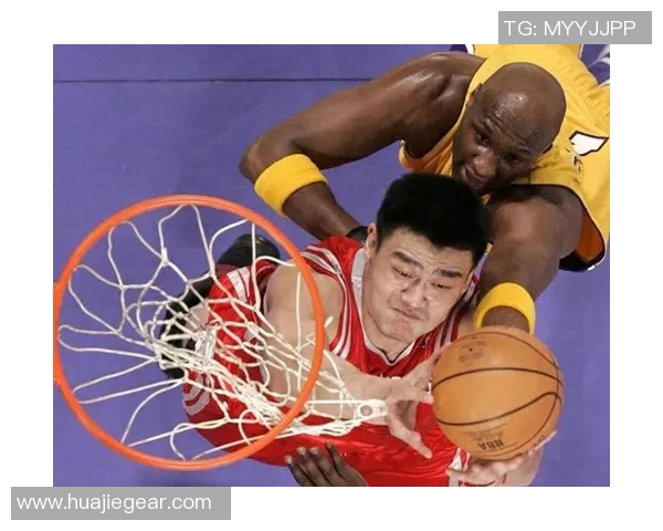 姚明职业生涯对阵过的传奇球星与经典比赛回顾 姚明职业生涯对阵过的传奇球星与经典比赛回顾