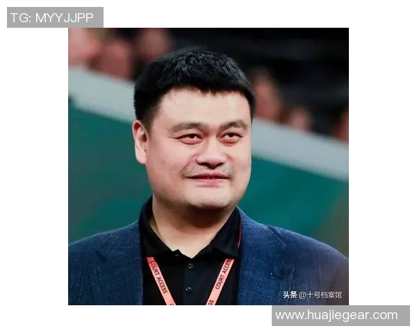 大爷勇敢拦下姚明引发热议网友纷纷点赞其勇气与幽默感