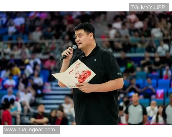 姚明:从篮球巨星到全球体育文化的桥梁与榜样 姚明:从篮球巨星到全球体育文化的桥梁与榜样