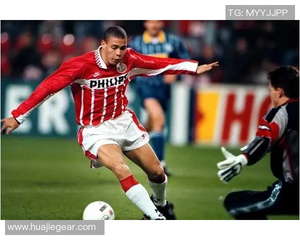 足球传奇大罗纳尔多经典瞬间回顾与精彩图片欣赏