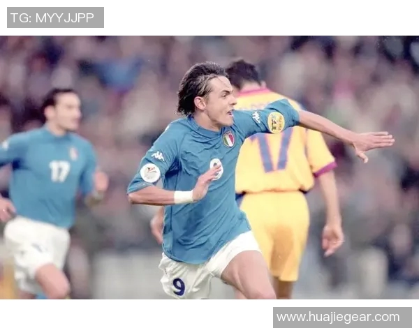 探索世界顶级足球明星的传奇生涯与辉煌成就的全景视野 探索世界顶级足球明星的传奇生涯与辉煌成就的全景视野